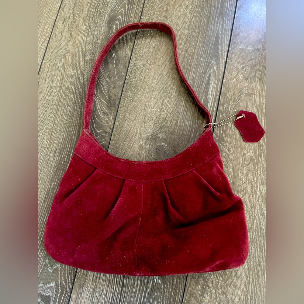 Coldwater Creek: vintage wine/maroon suede shoulder bag 👜❤️